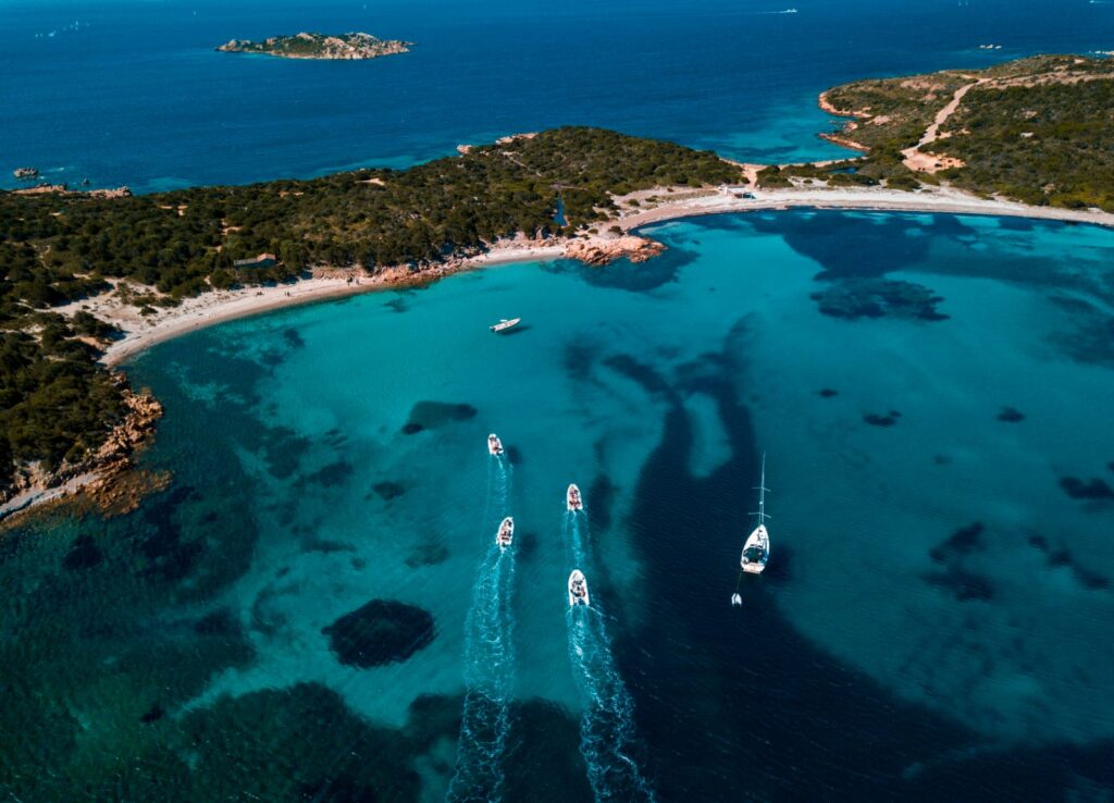 Le Migliori Location per Team Building in Sardegna: Scenari Naturali e Suggestivi